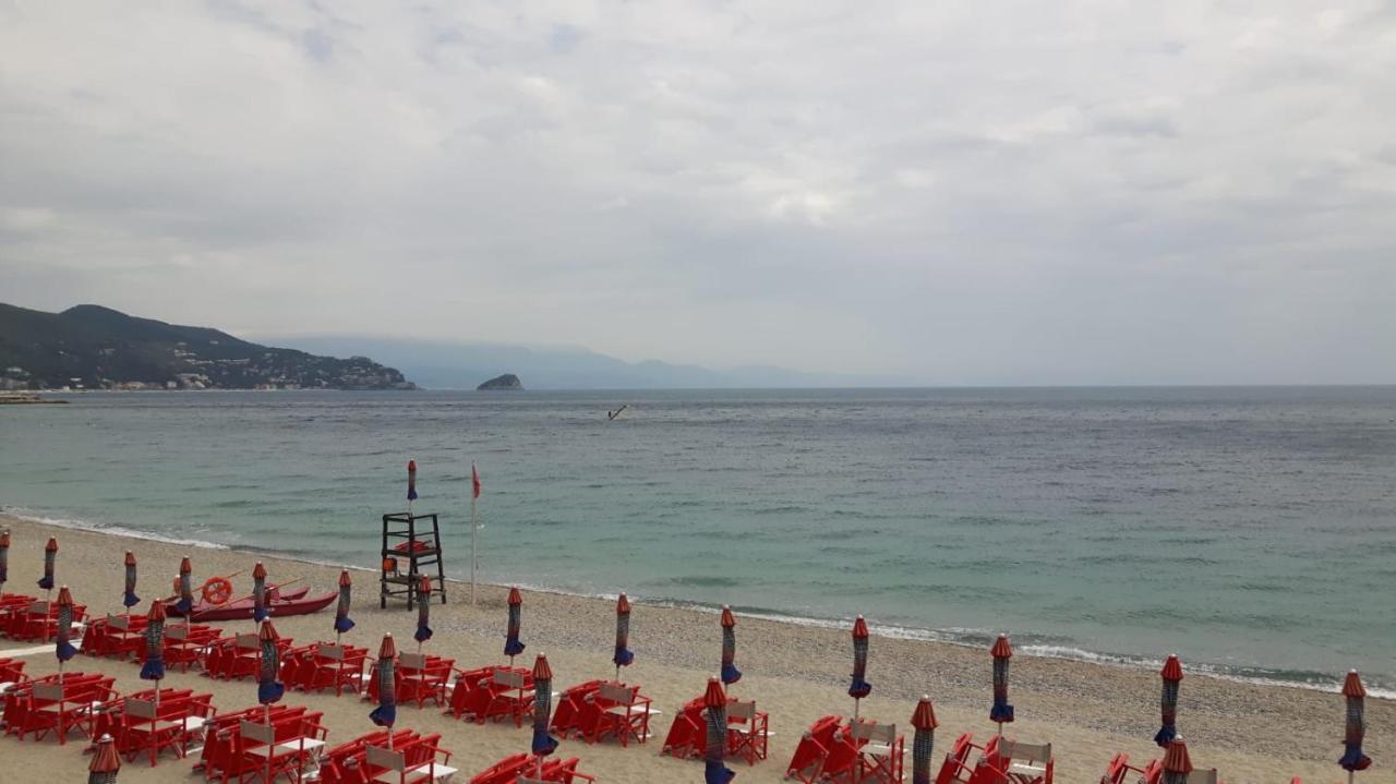 Albergo Natalina Finale Ligure Exterior photo